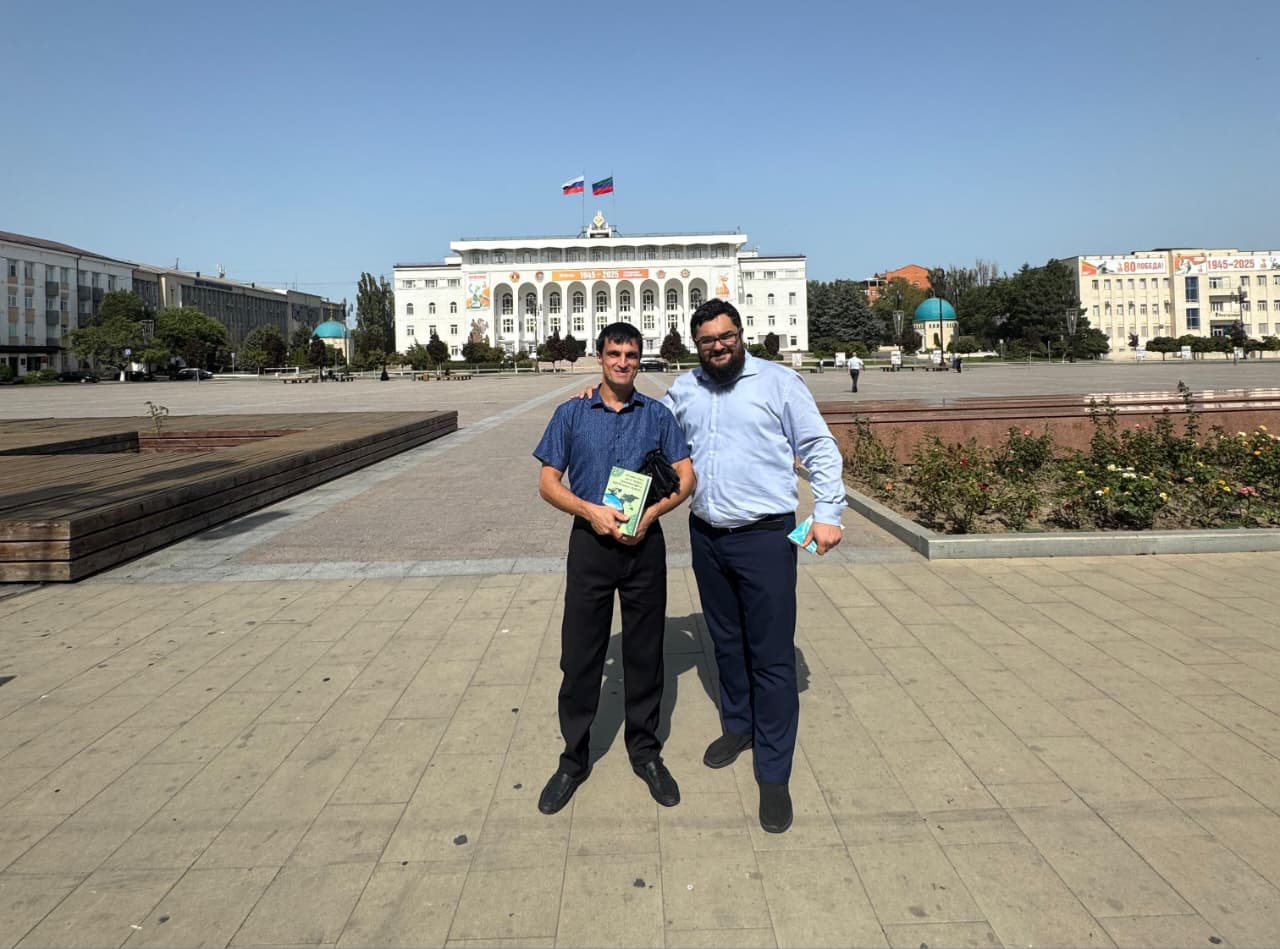 В День знаний – книга в подарок!